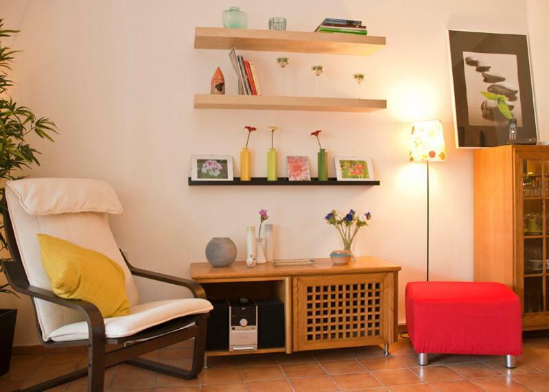 Comfortable Garden Apt Near Vouliagmeni Beach Athen Eksteriør billede